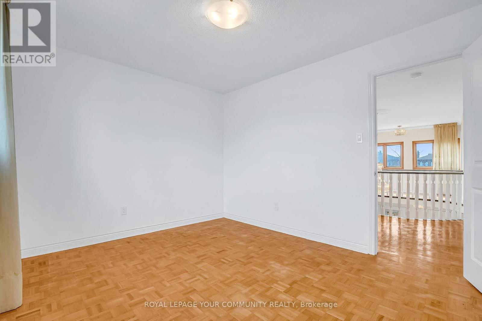 34 CLAUDIA AVENUE NORTH Image 31
