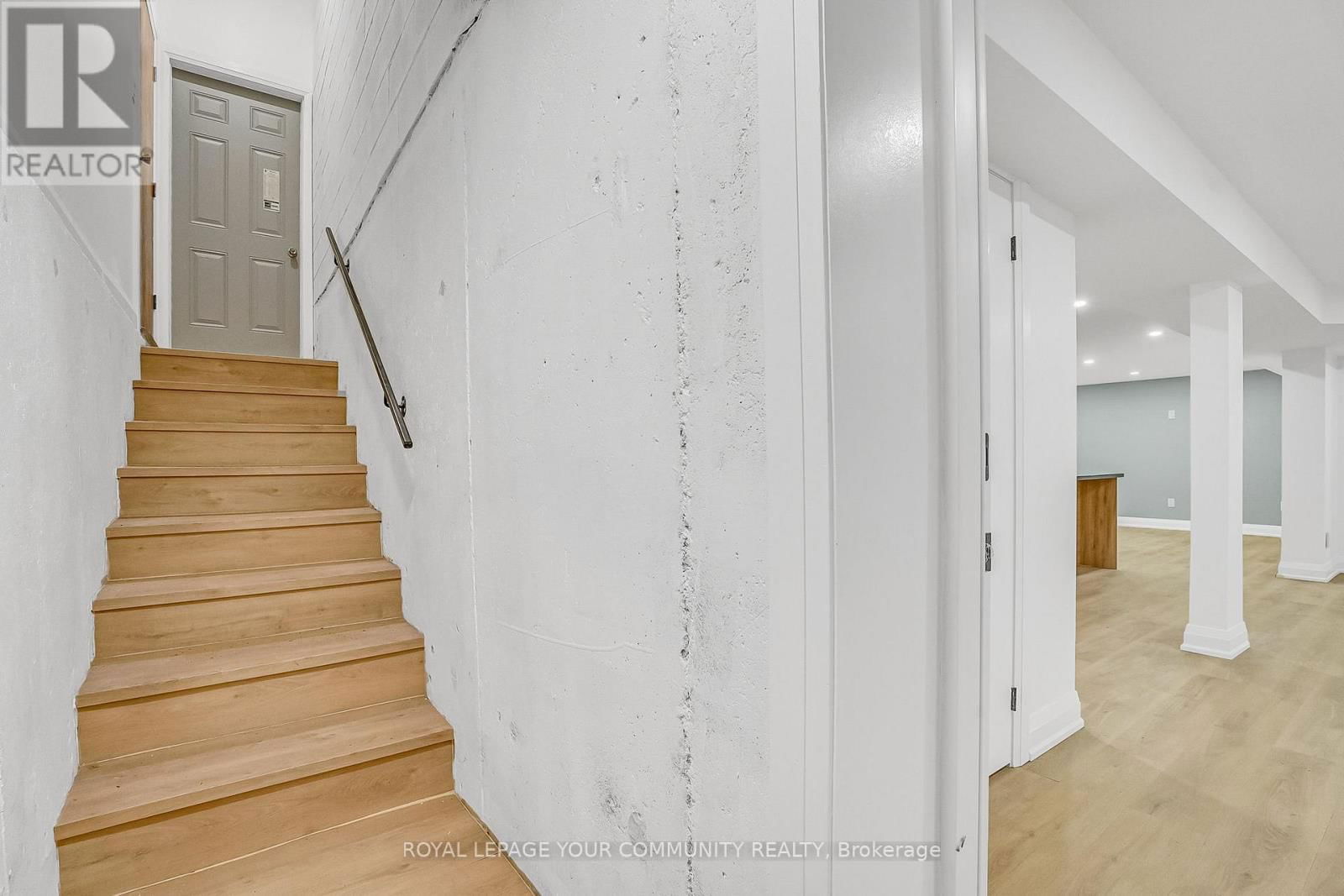34 CLAUDIA AVENUE NORTH Image 37
