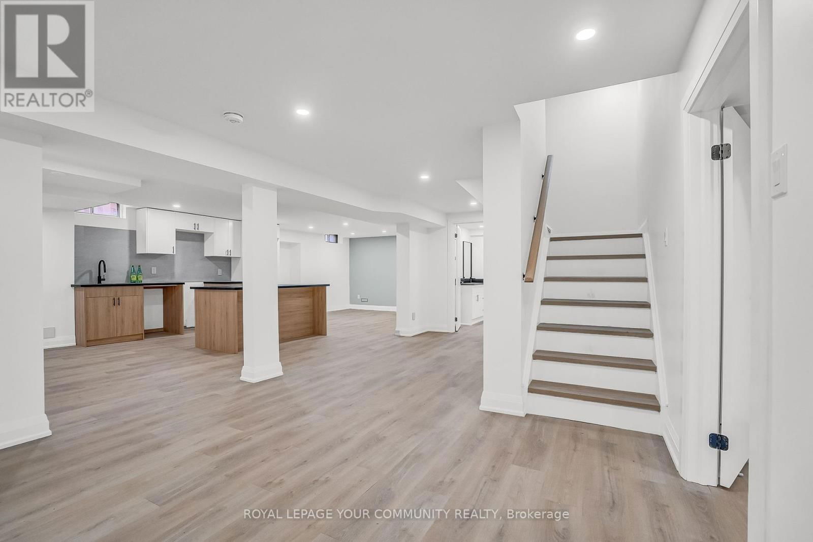 34 CLAUDIA AVENUE NORTH Image 38