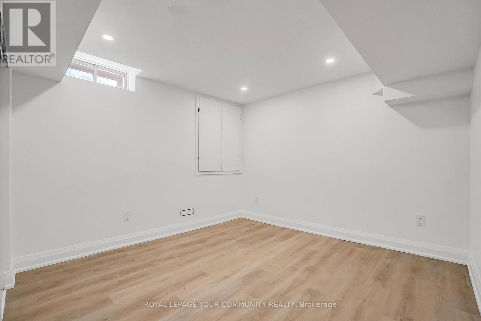 34 CLAUDIA AVENUE NORTH Image 43