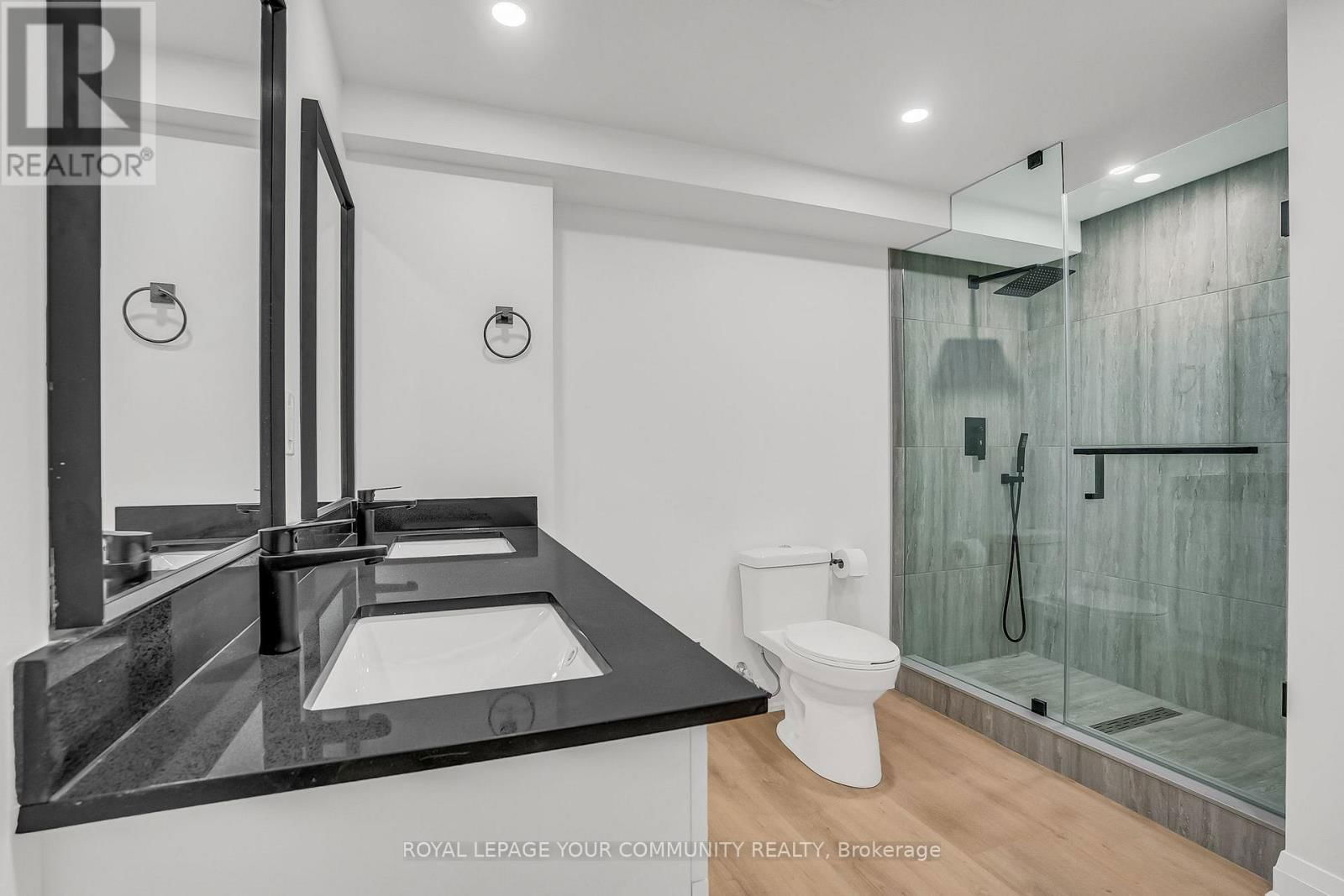 34 CLAUDIA AVENUE NORTH Image 44