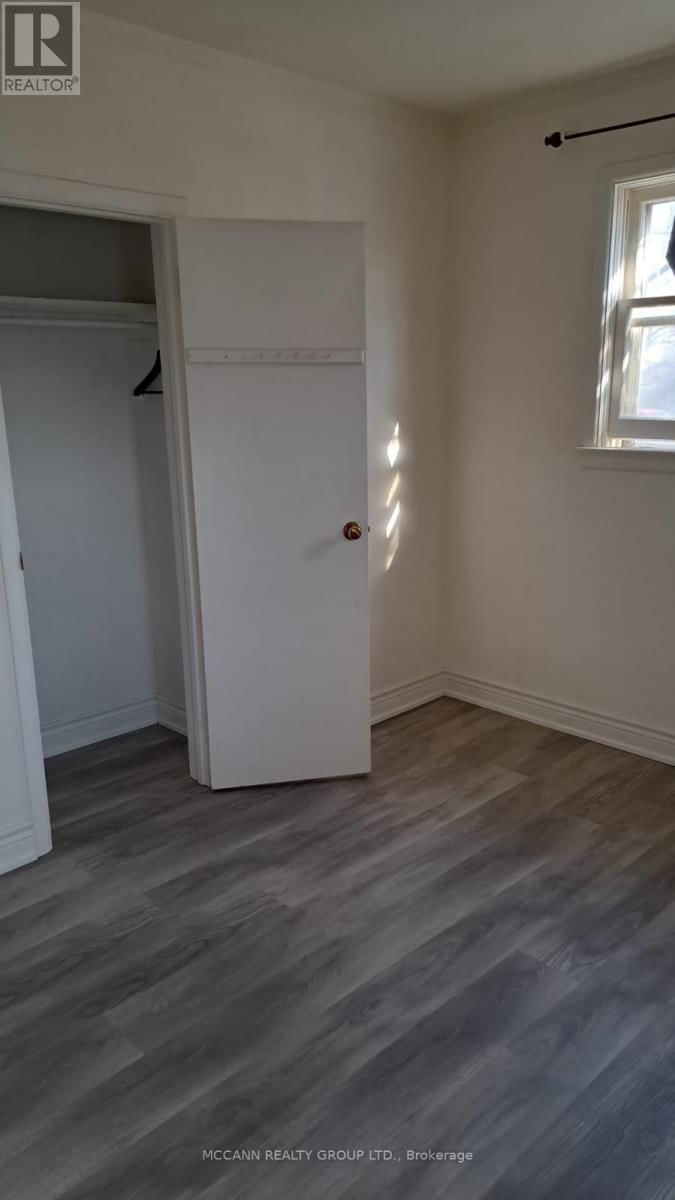 A - 562 MULOCK COURT Image 8