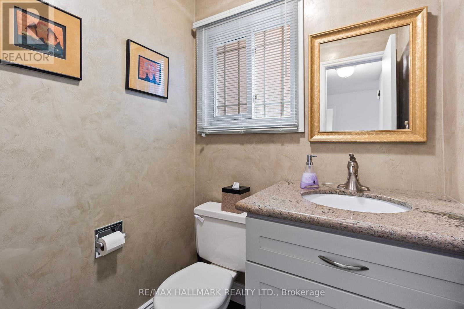 21 ELEANOR CIRCLE Image 10