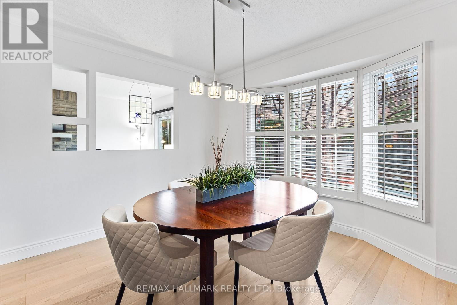 21 ELEANOR CIRCLE Image 17