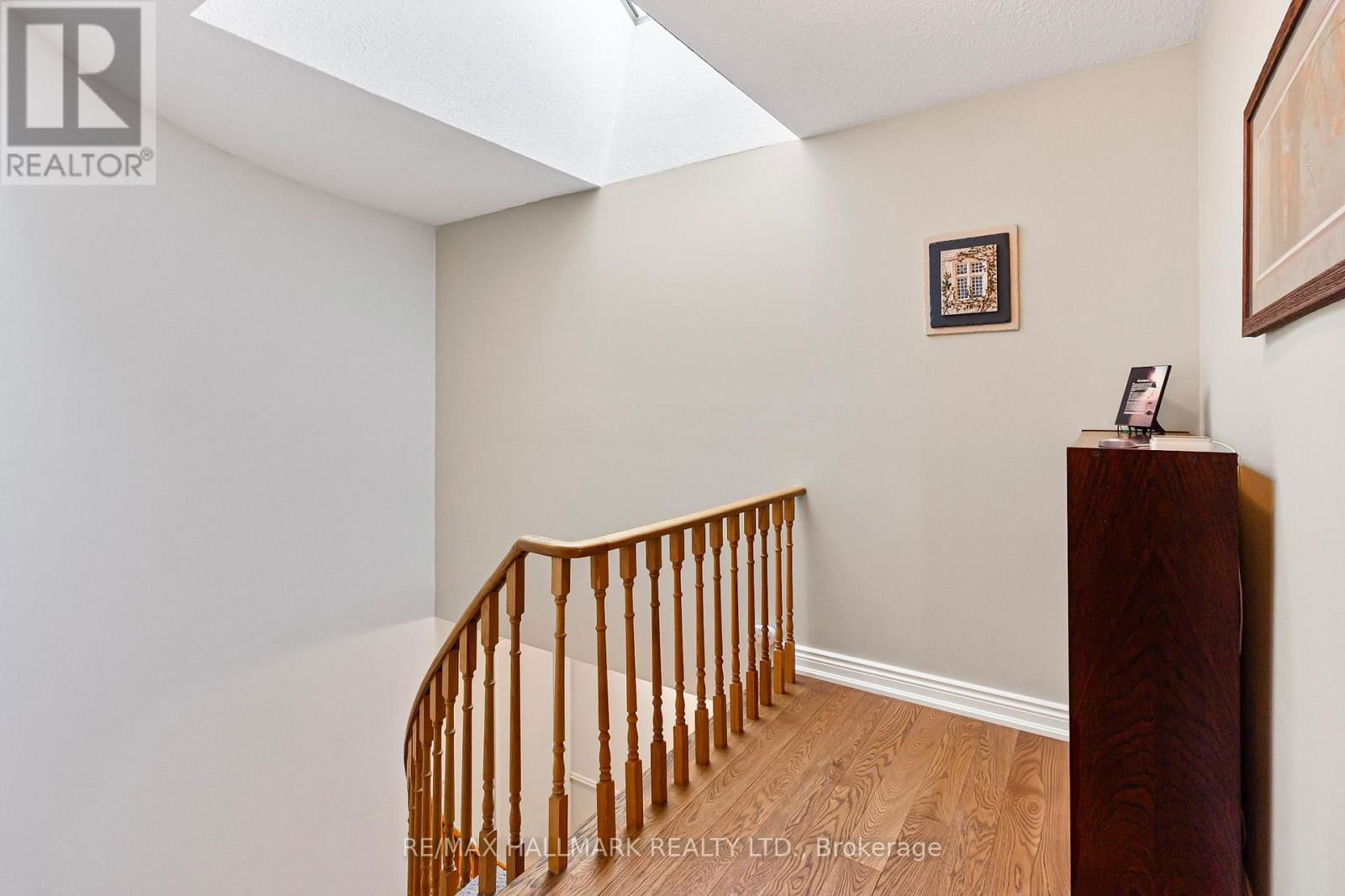 21 ELEANOR CIRCLE Image 19
