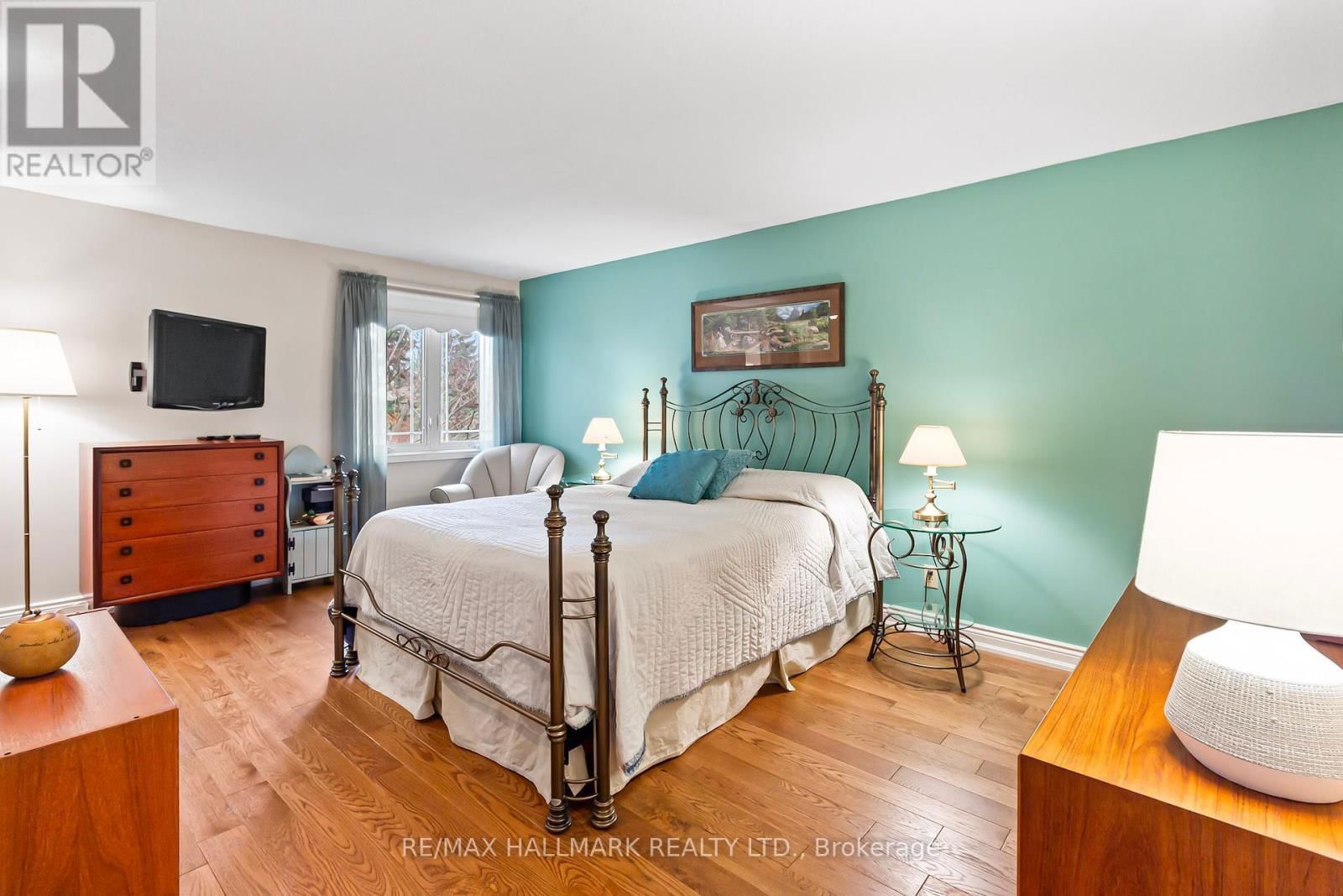 21 ELEANOR CIRCLE Image 20