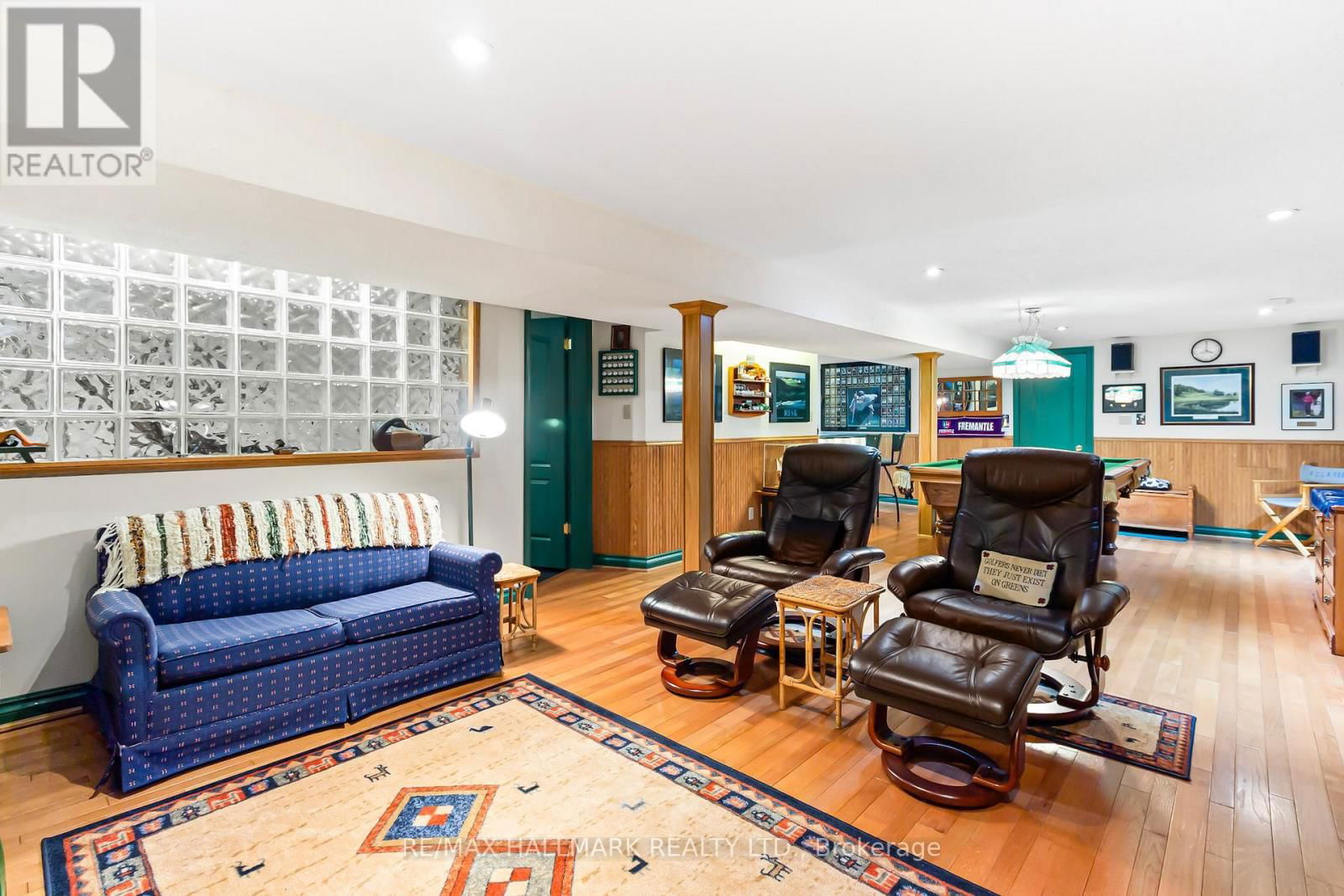 21 ELEANOR CIRCLE Image 31