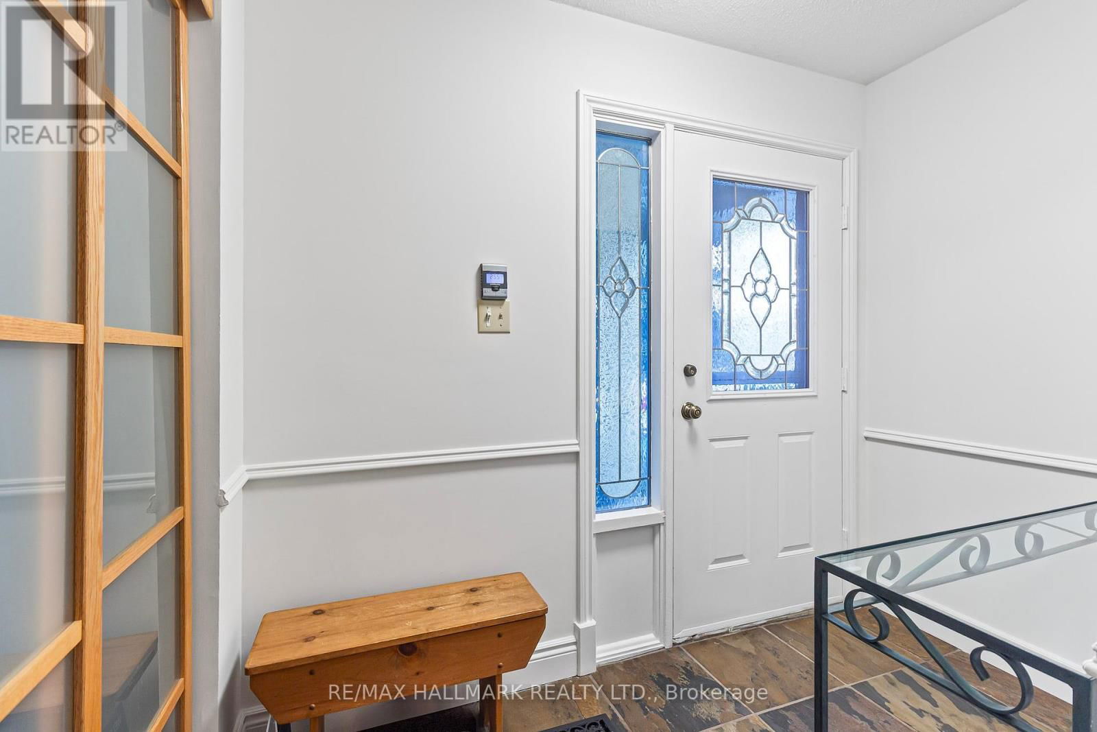 21 ELEANOR CIRCLE Image 4