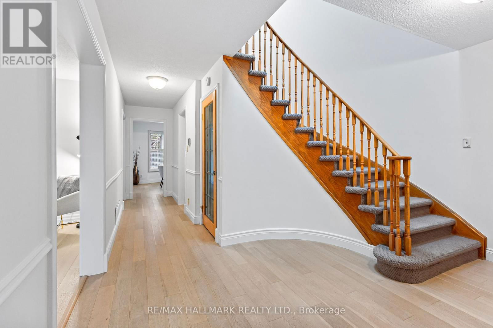 21 ELEANOR CIRCLE Image 5