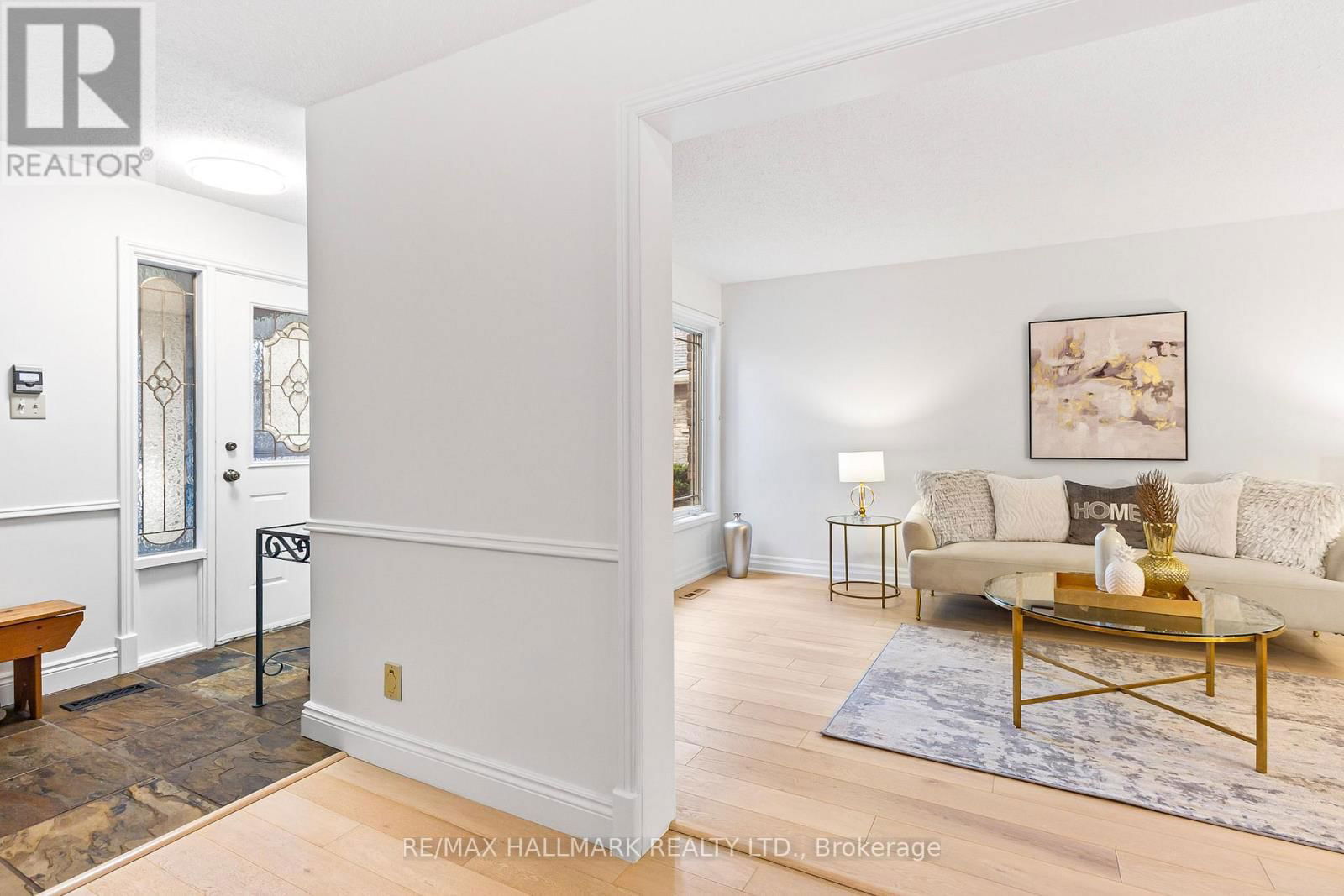 21 ELEANOR CIRCLE Image 6