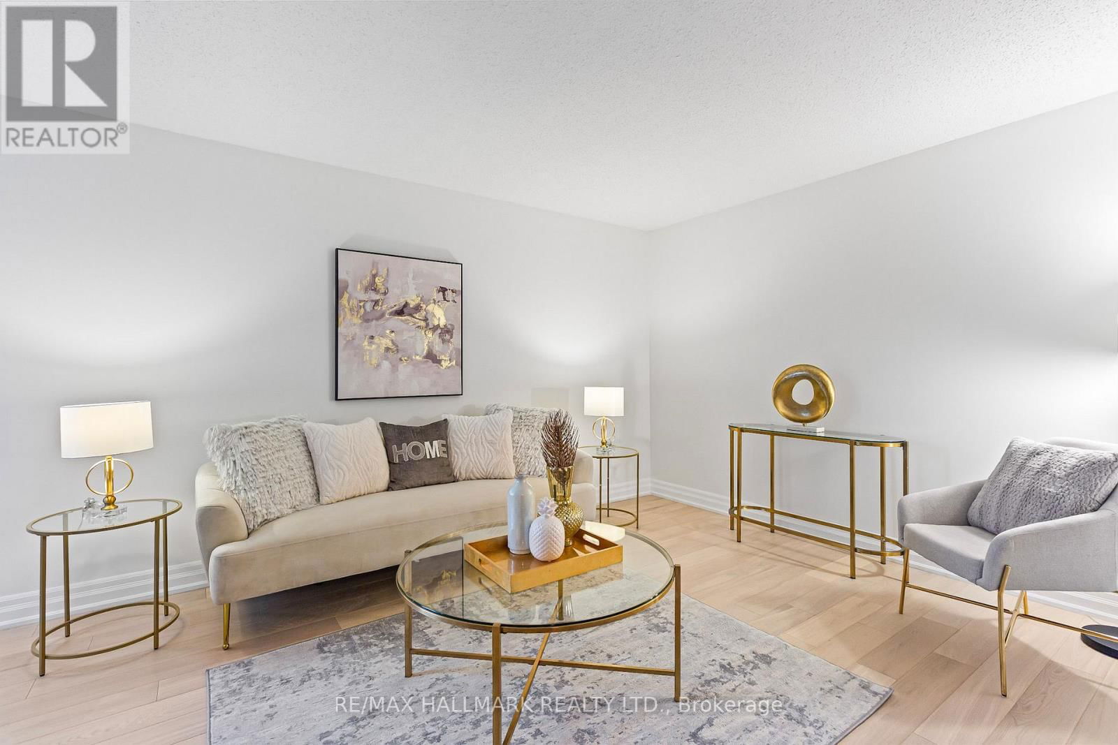 21 ELEANOR CIRCLE Image 8