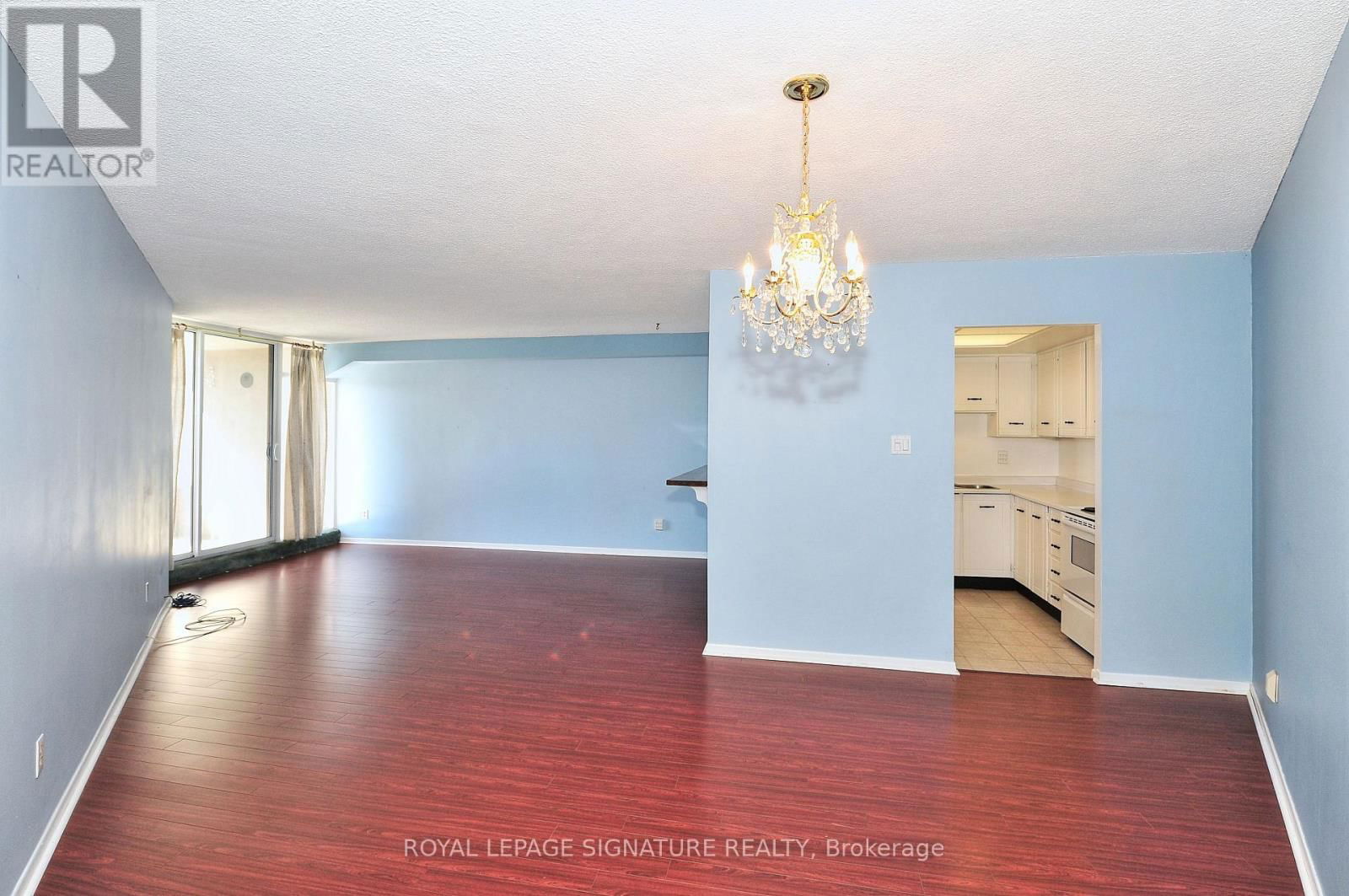1208 - 7811 YONGE STREET Image 11