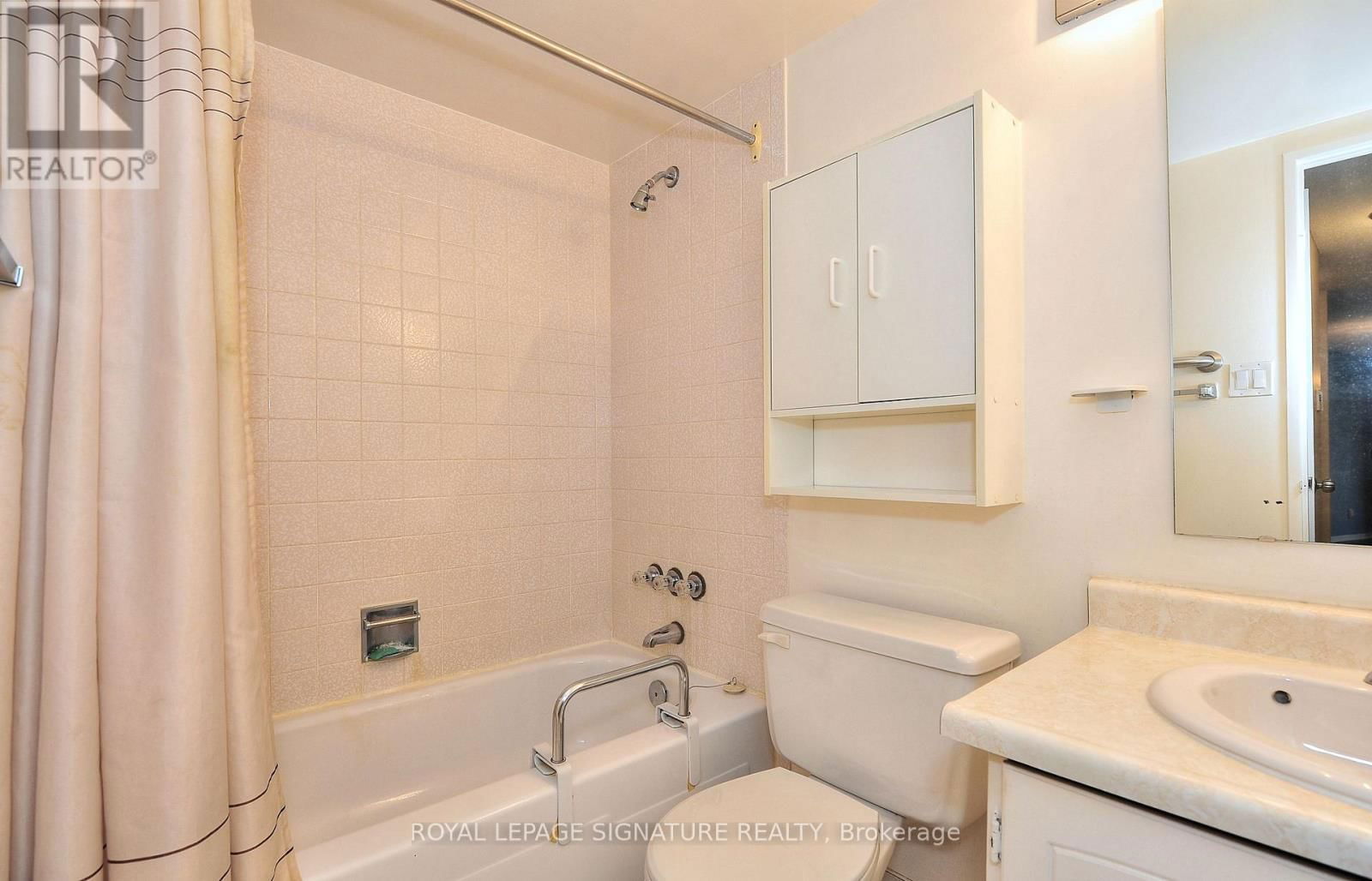 1208 - 7811 YONGE STREET Image 27