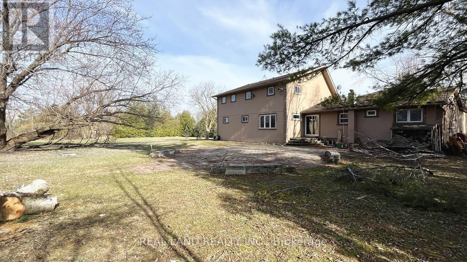 2686 HOLBORN ROAD Image 34