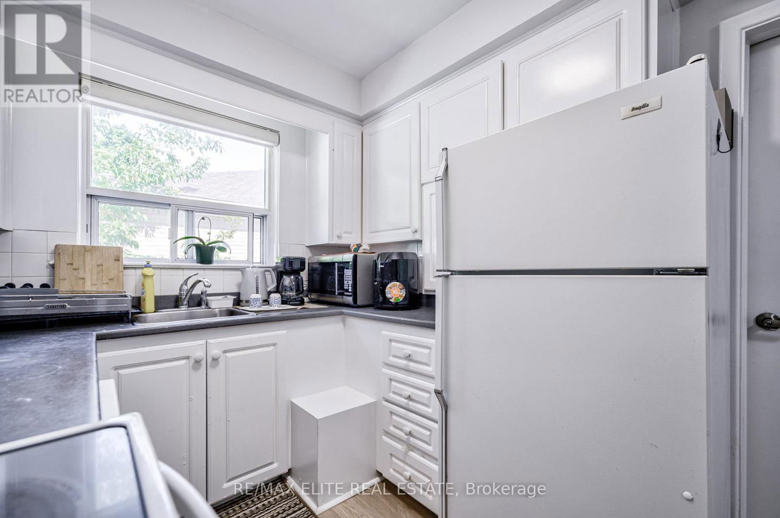 112 TALMAGE AVENUE Image 13