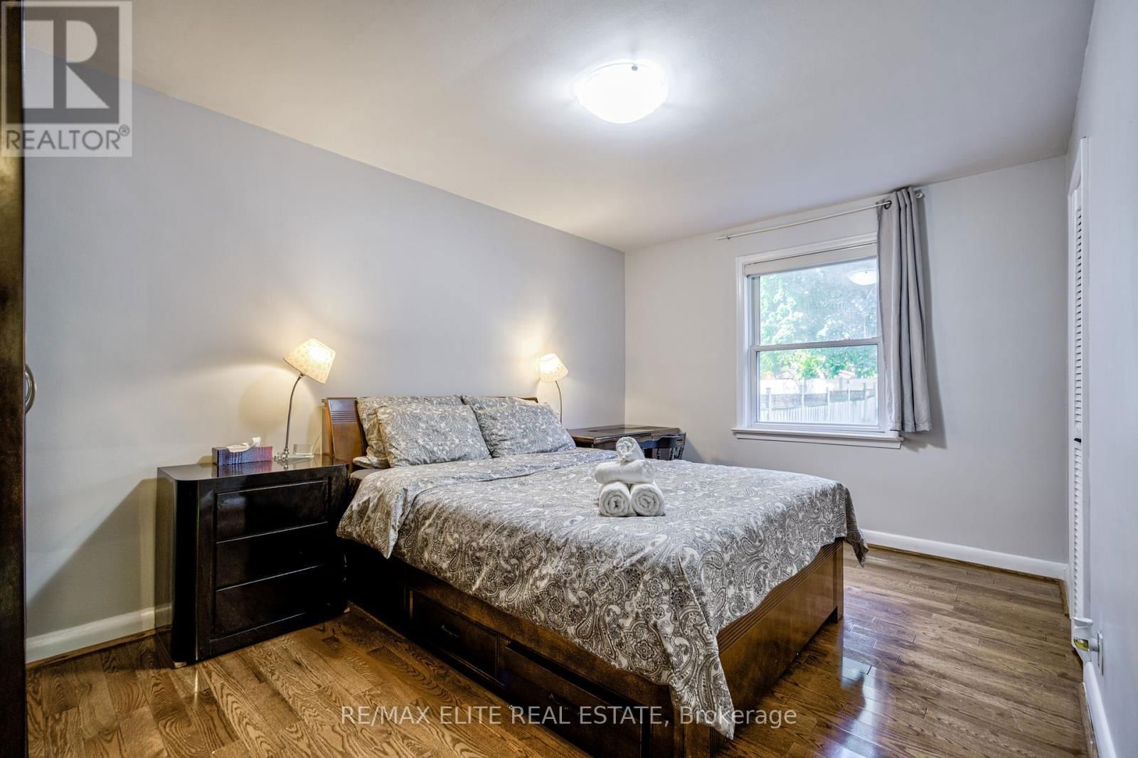112 TALMAGE AVENUE Image 14