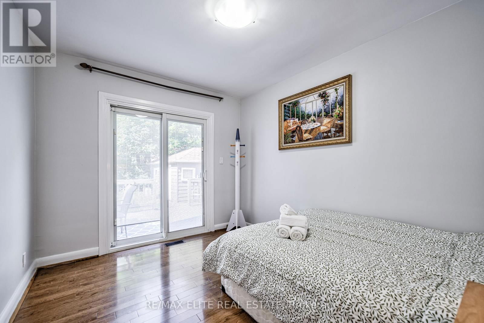 112 TALMAGE AVENUE Image 17