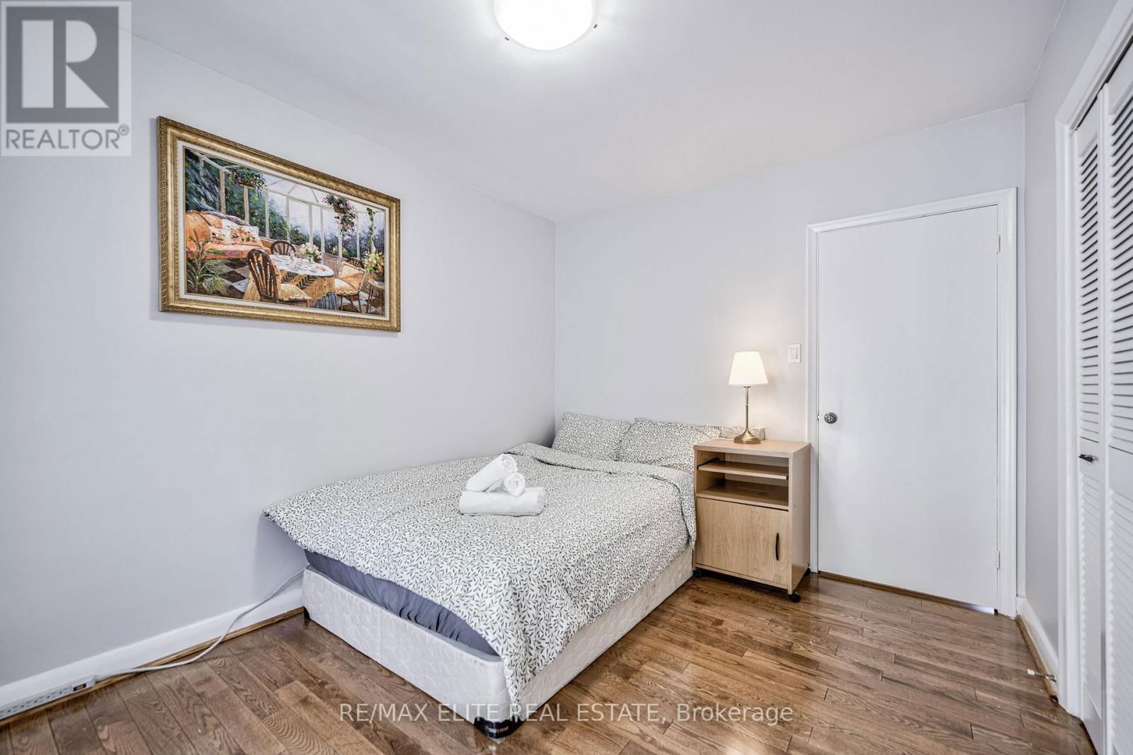 112 TALMAGE AVENUE Image 18