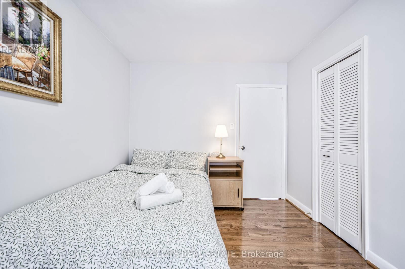 112 TALMAGE AVENUE Image 19