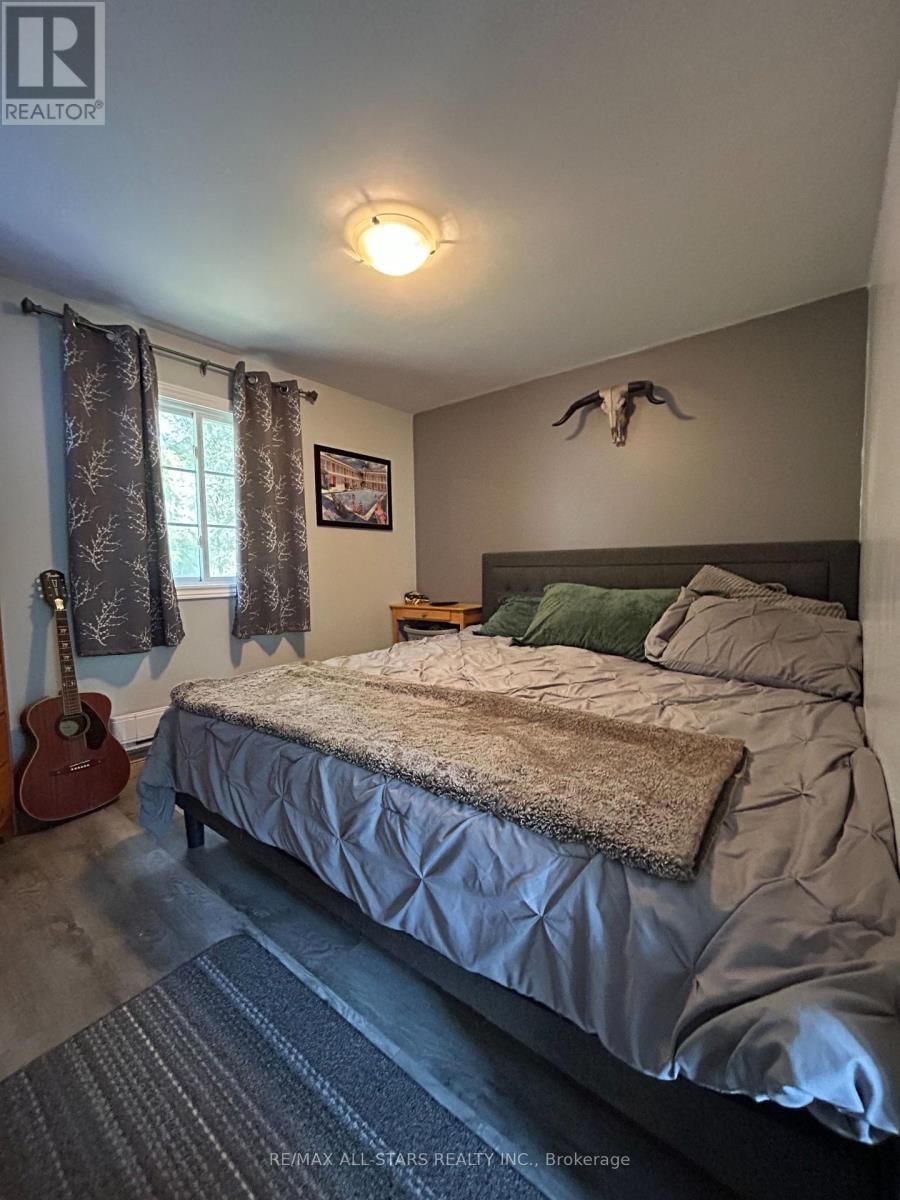 23495 LAKERIDGE ROAD Image 7