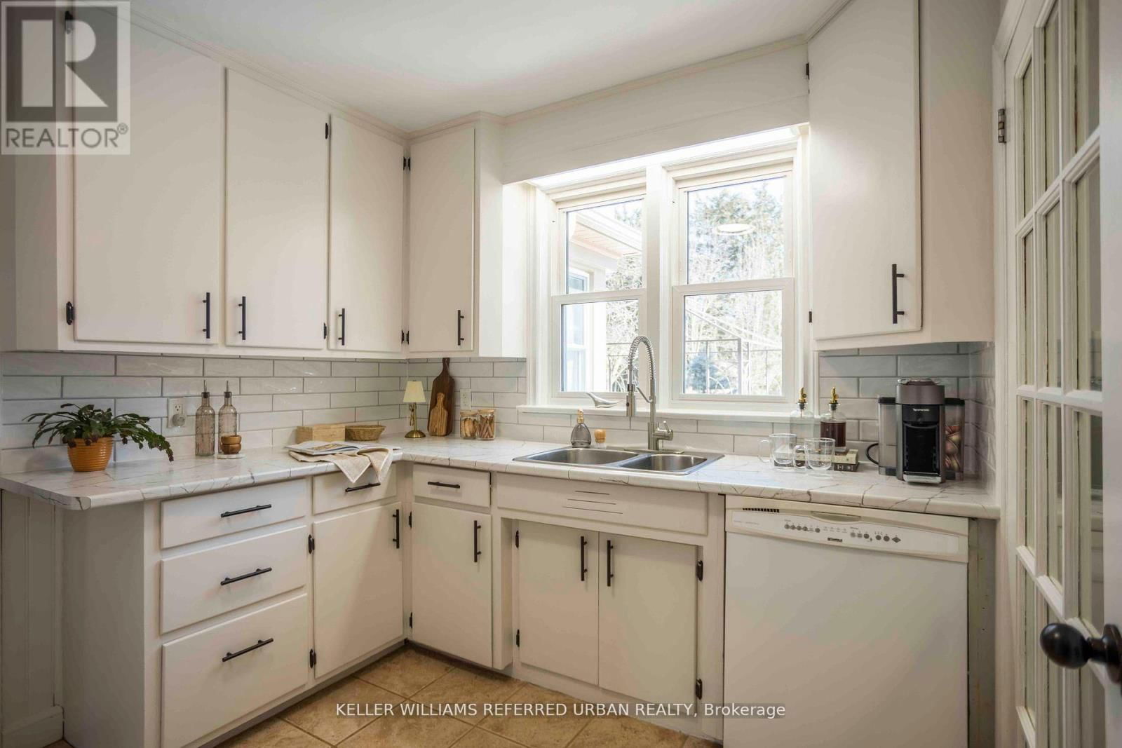 45 SPRUCE STREET Image 14
