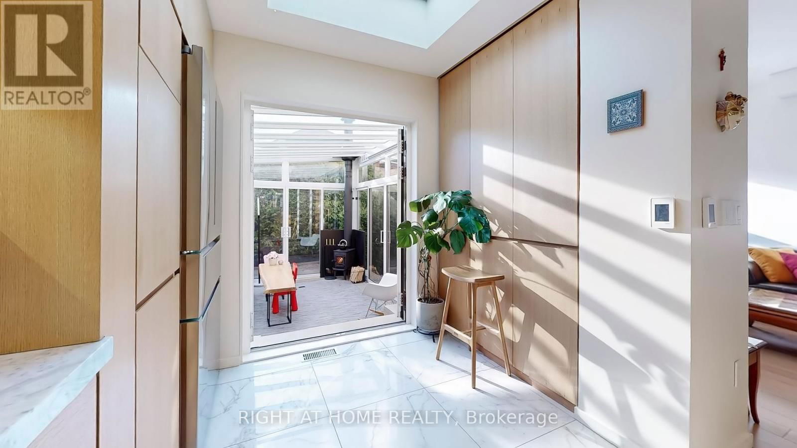 12 SIGNET WAY Image 18