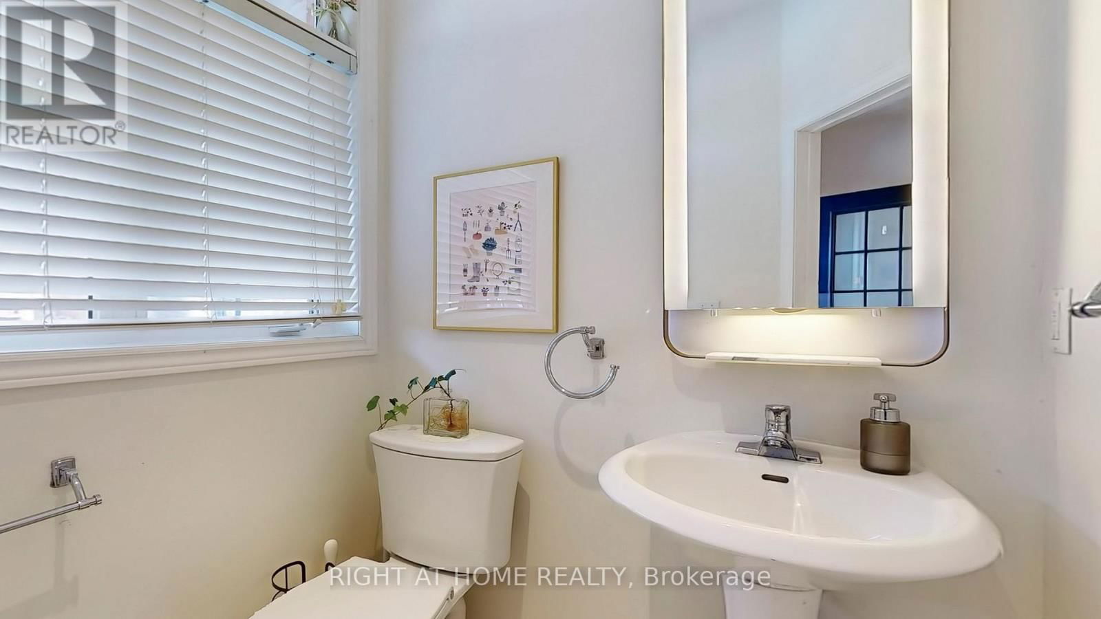 12 SIGNET WAY Image 23