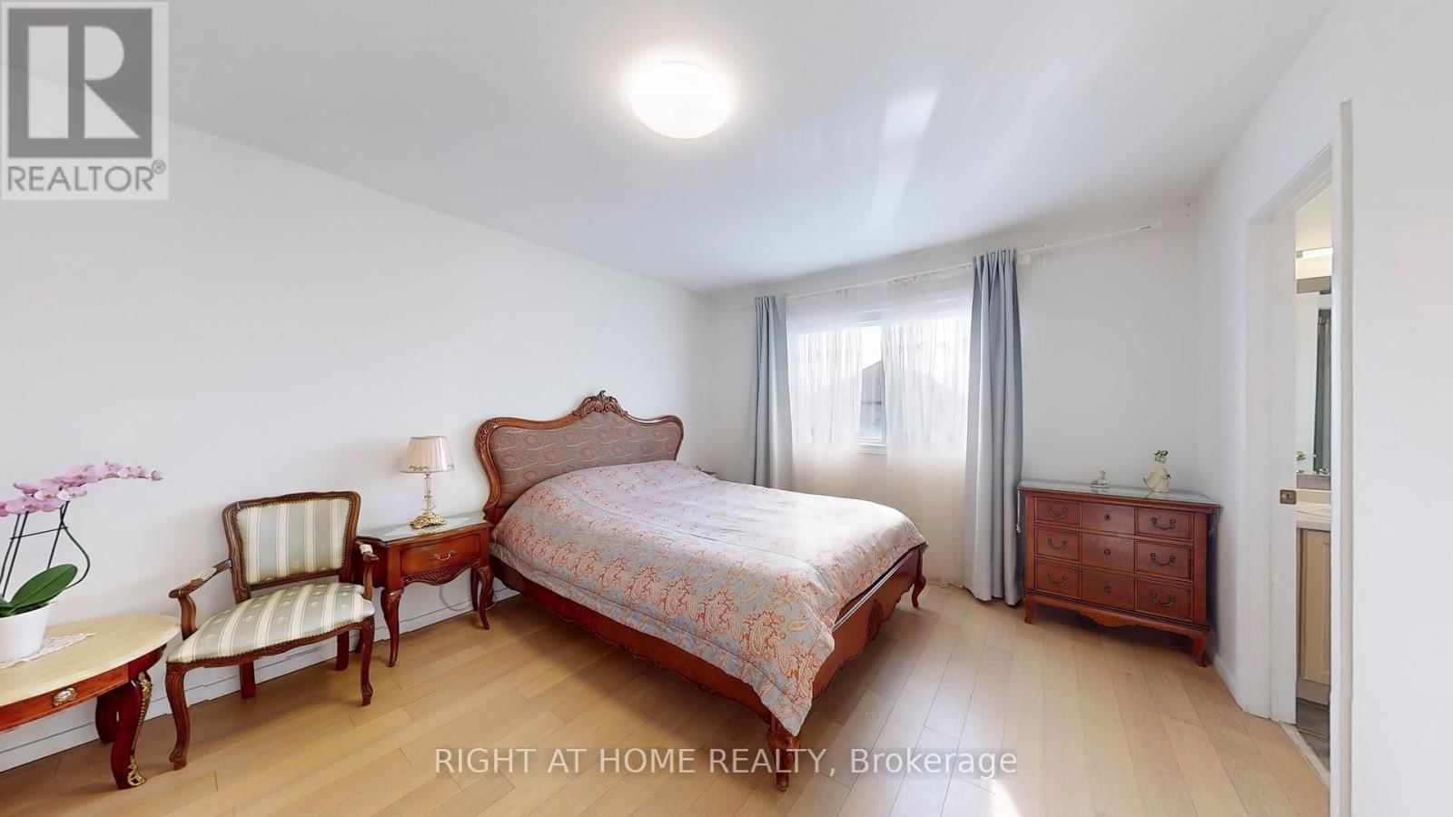 12 SIGNET WAY Image 25