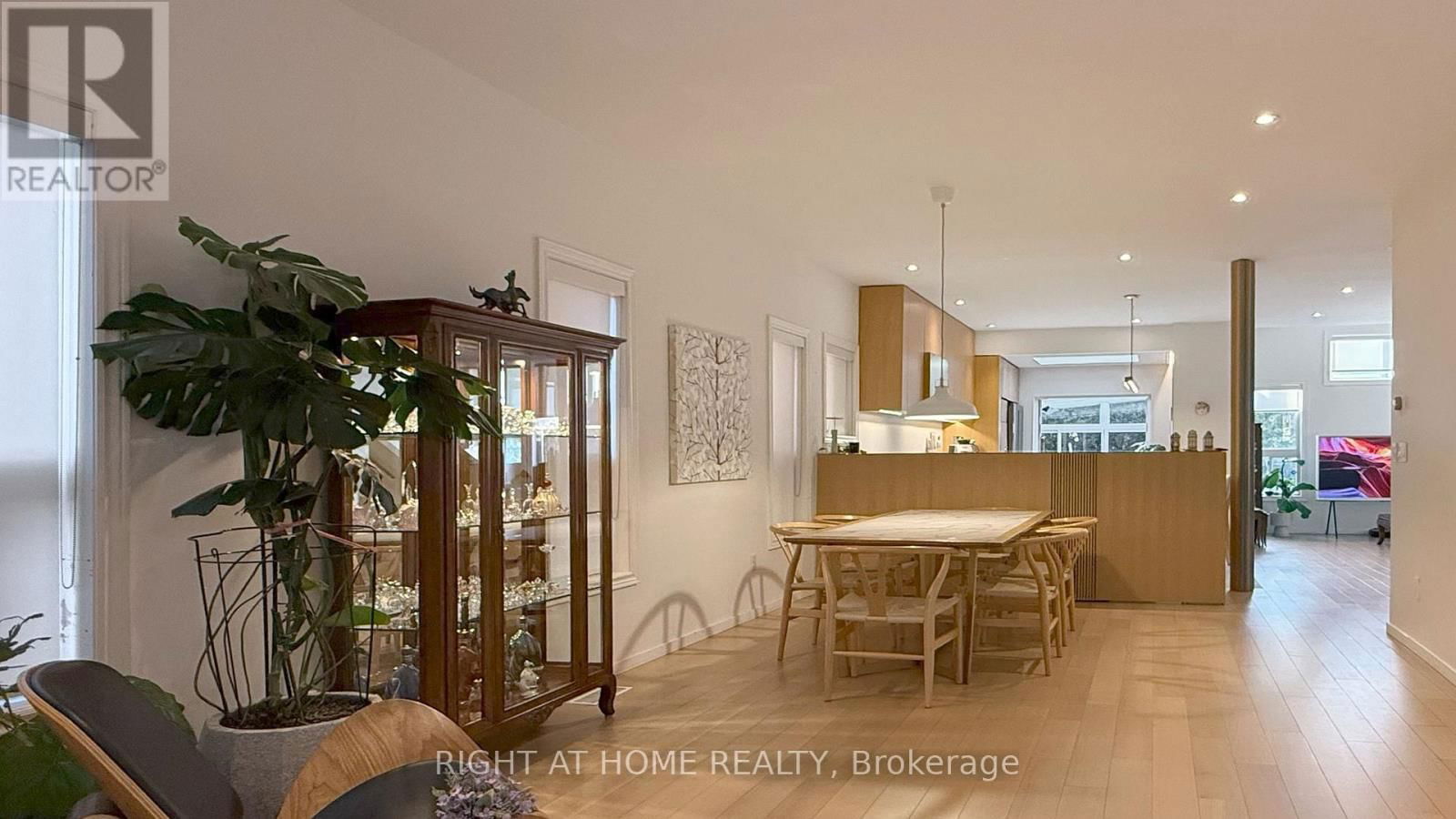 12 SIGNET WAY Image 4