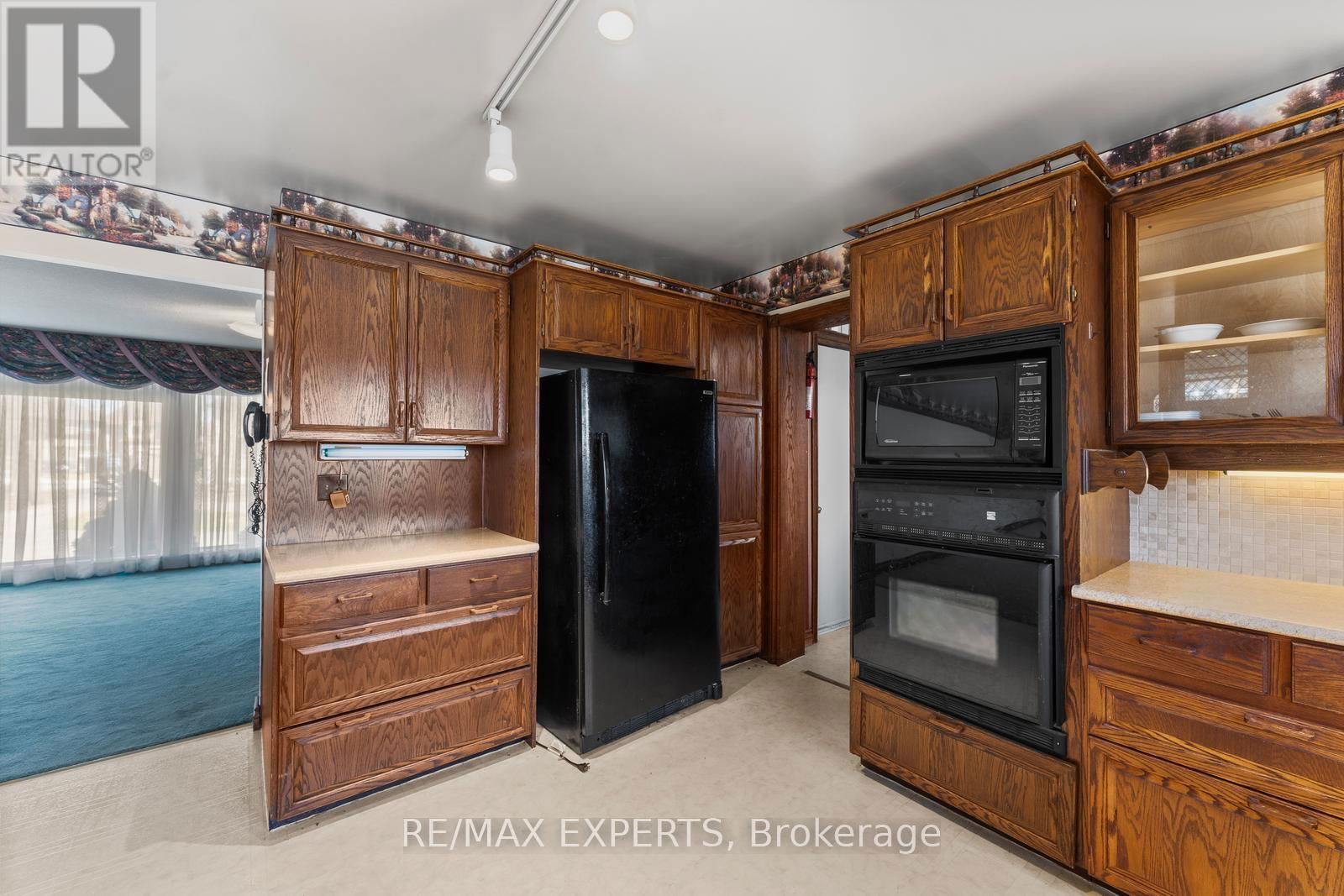 16 MILLWOOD PARKWAY Image 19