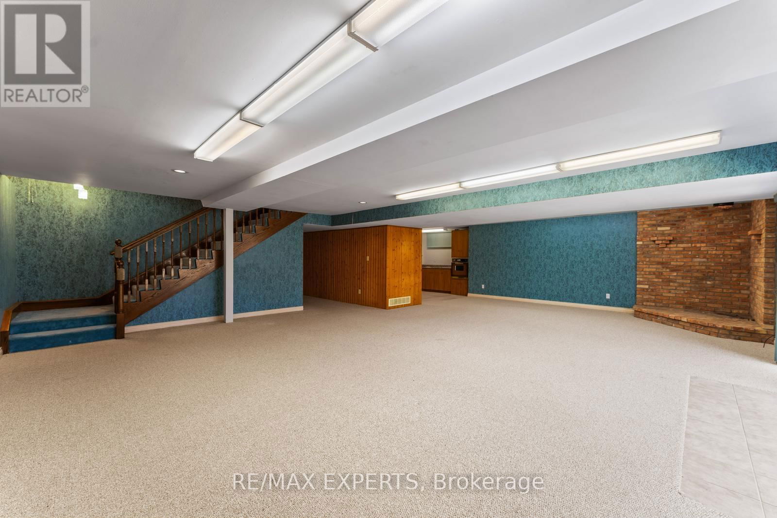 16 MILLWOOD PARKWAY Image 28