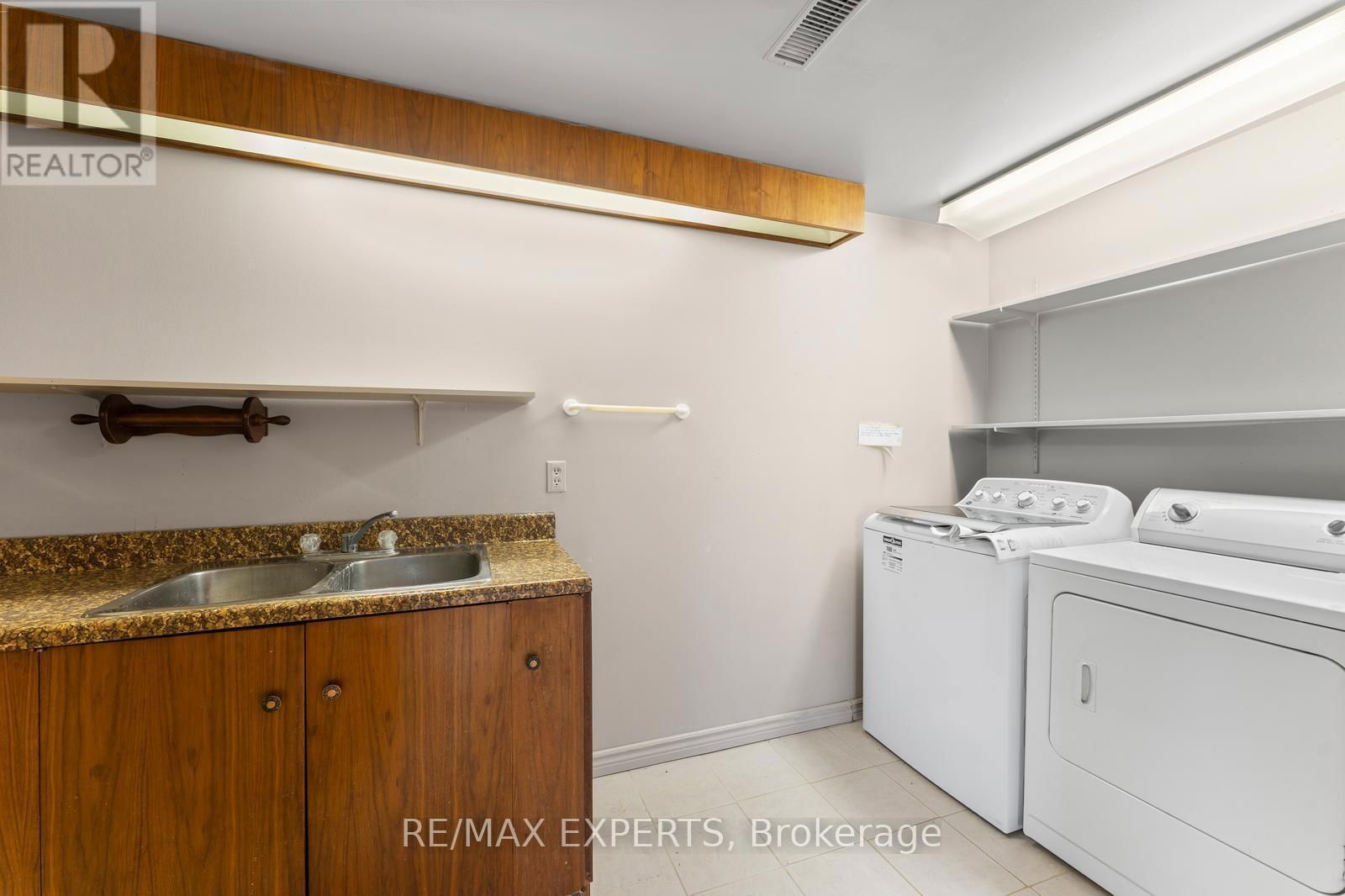 16 MILLWOOD PARKWAY Image 35