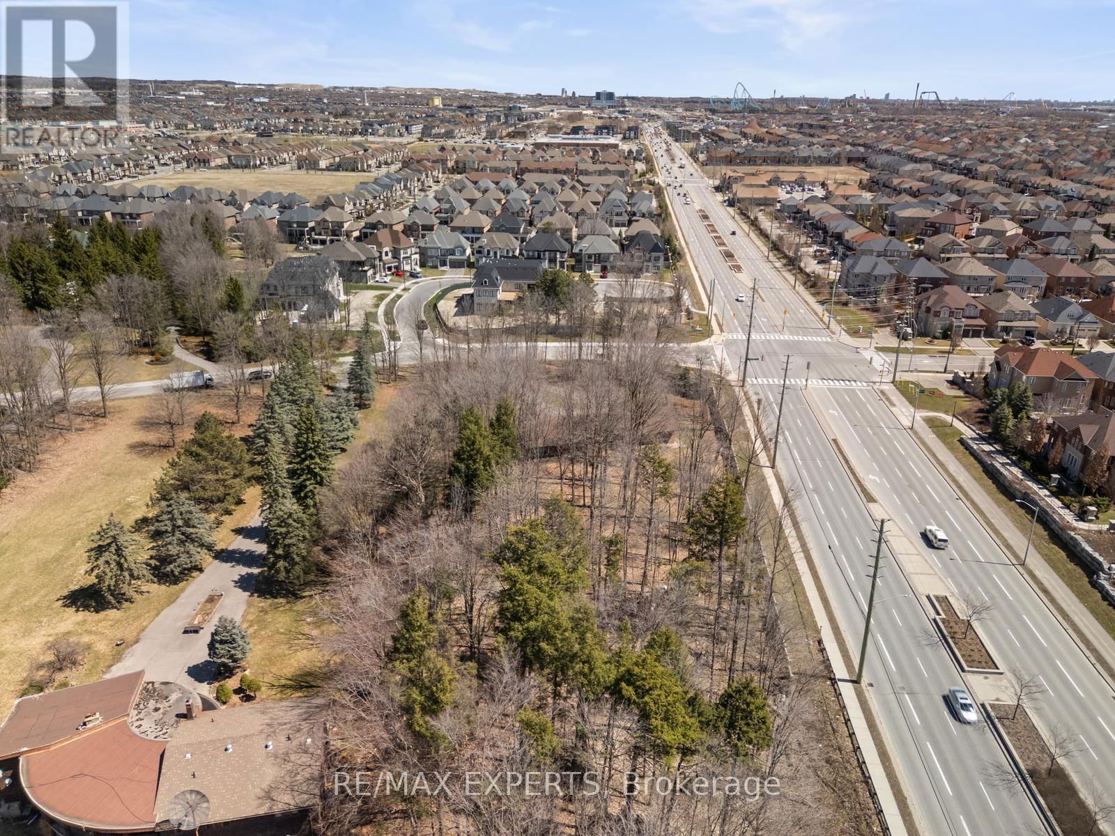 16 MILLWOOD PARKWAY Image 41