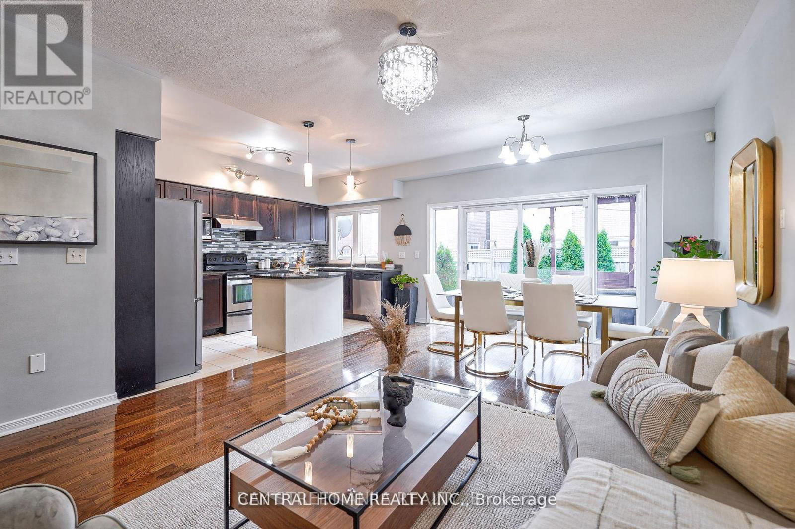 6 TODMAN LANE Image 9