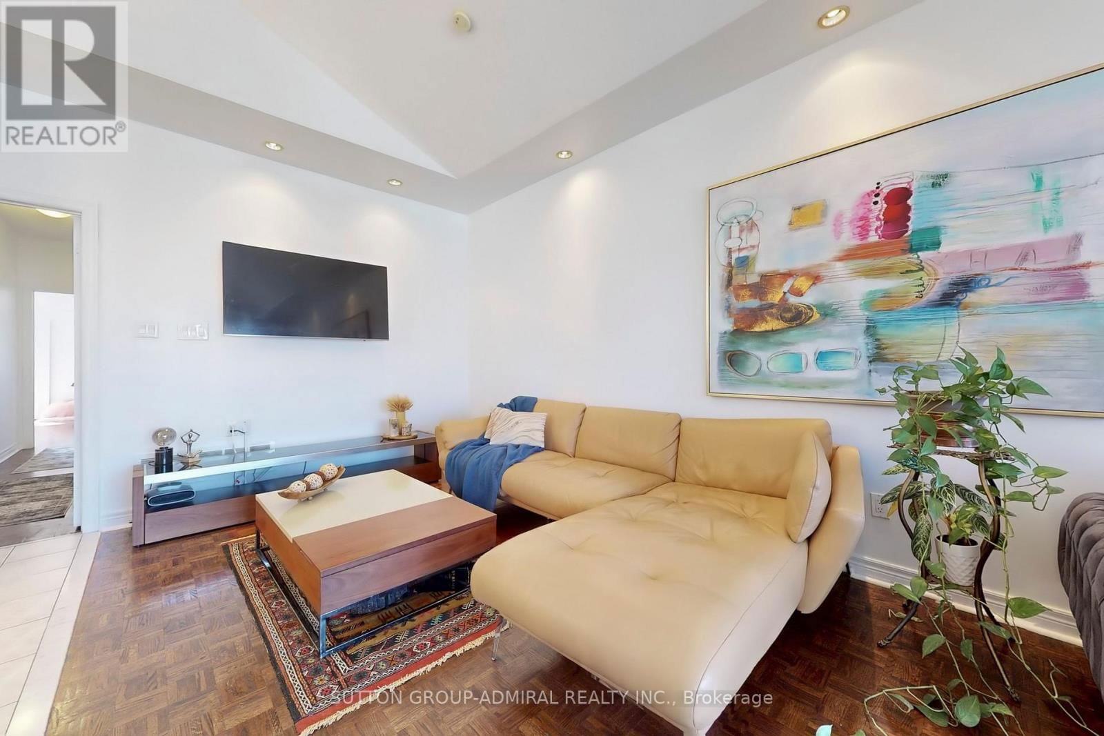 31 VILLANDRY CRESCENT Image 19