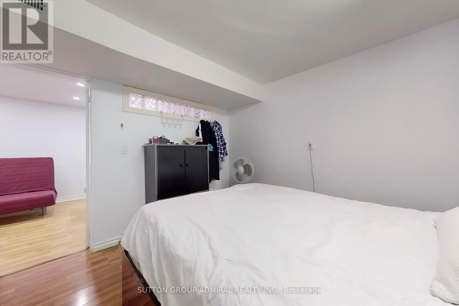 31 VILLANDRY CRESCENT Image 35