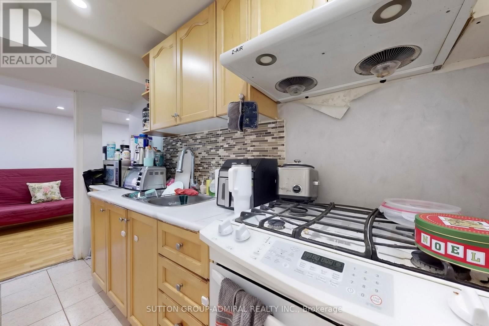 31 VILLANDRY CRESCENT Image 36