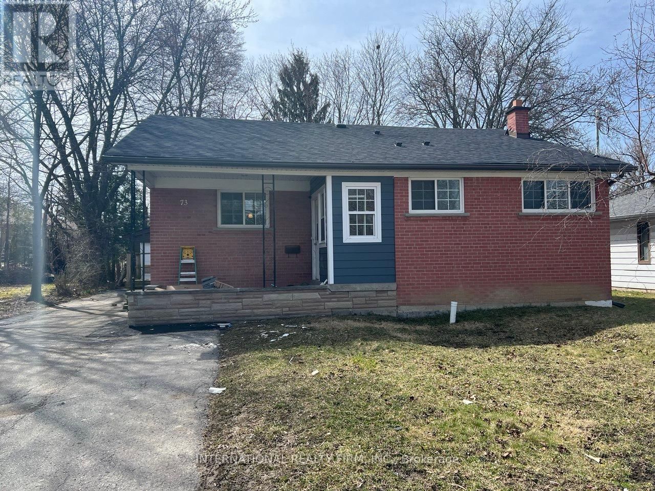 73 MURRAY DRIVE Image 1