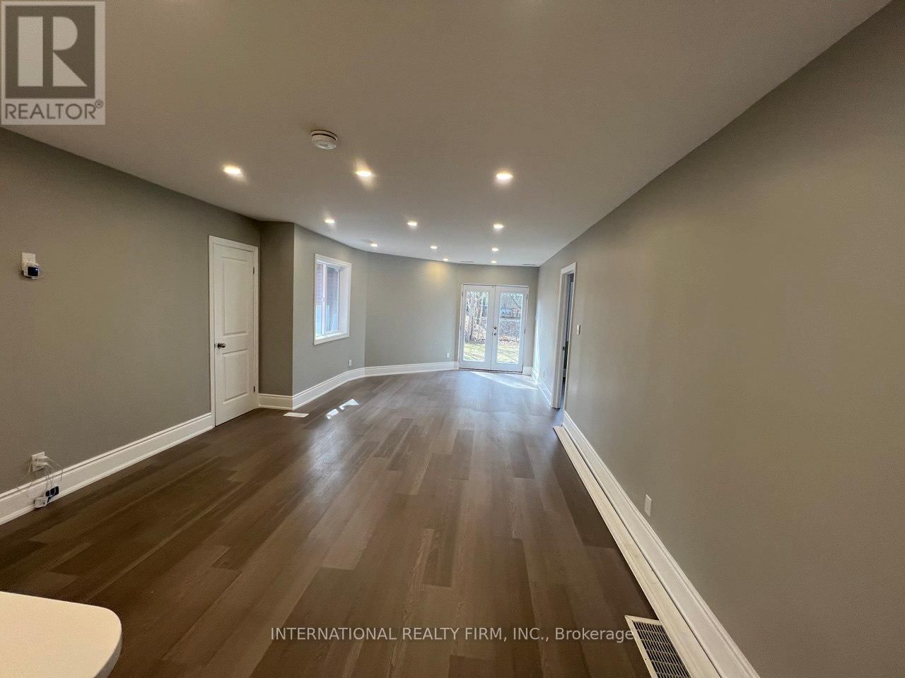 73 MURRAY DRIVE Image 11