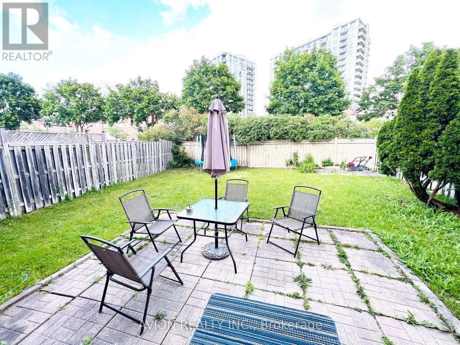 15 CANTERTROT COURT Image 6