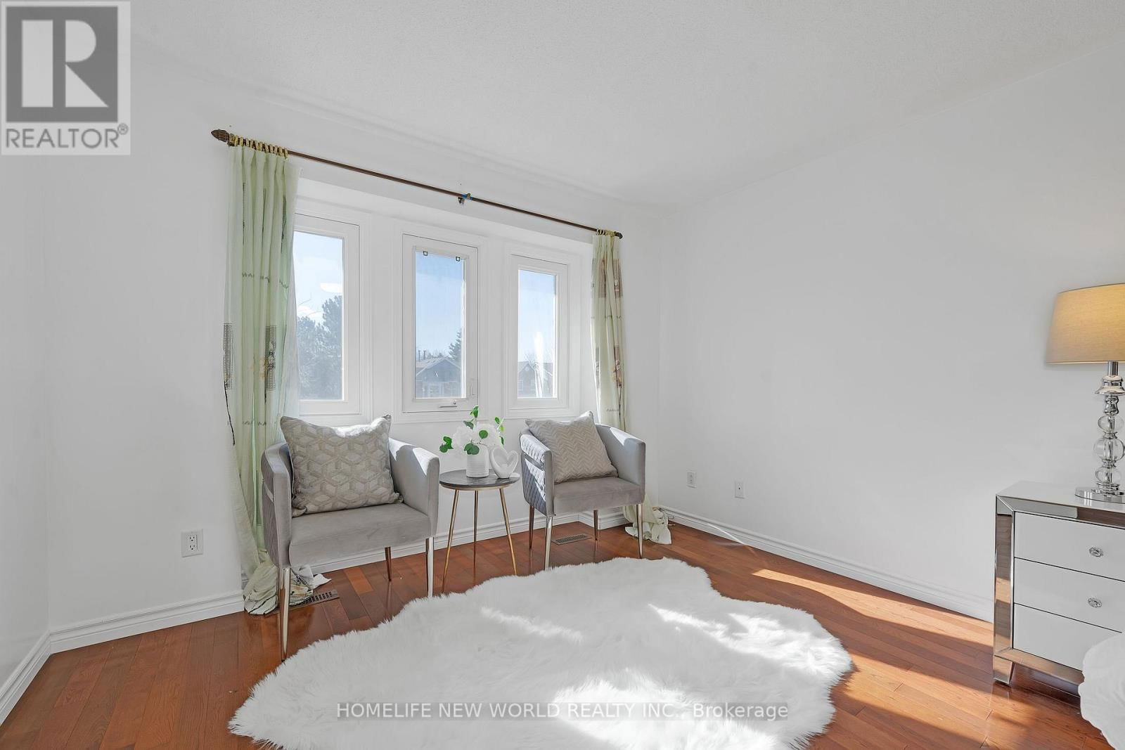 803 SHANAHAN BOULEVARD Image 14