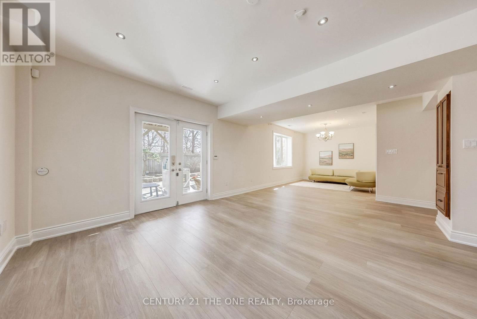99 RIVERMILL CRESCENT Image 29
