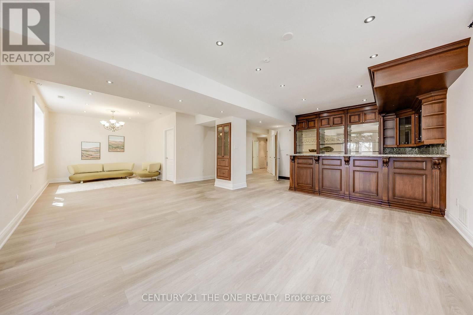 99 RIVERMILL CRESCENT Image 30