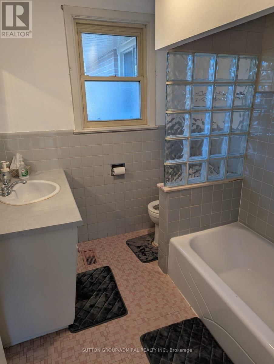 379 SUGAR MAPLE LANE Image 21
