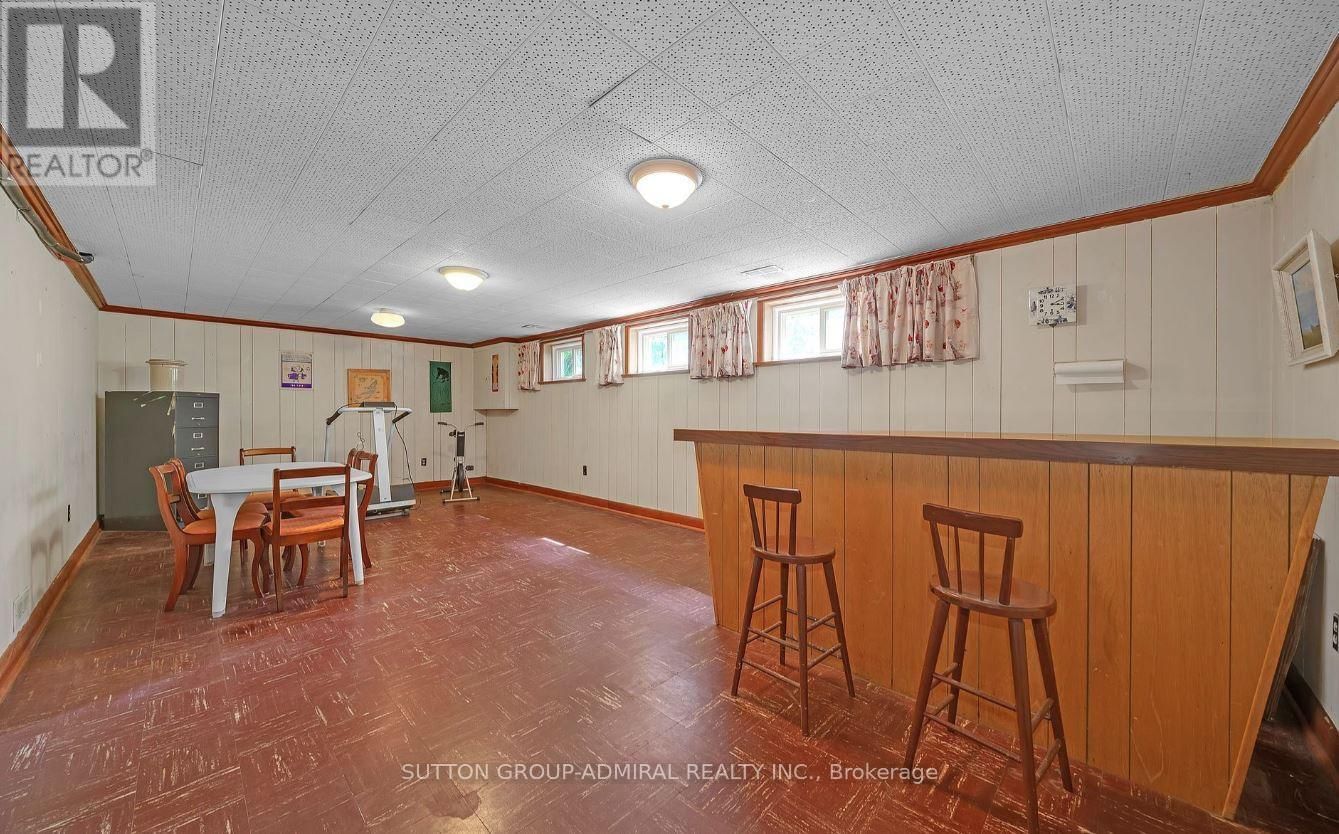 379 SUGAR MAPLE LANE Image 22
