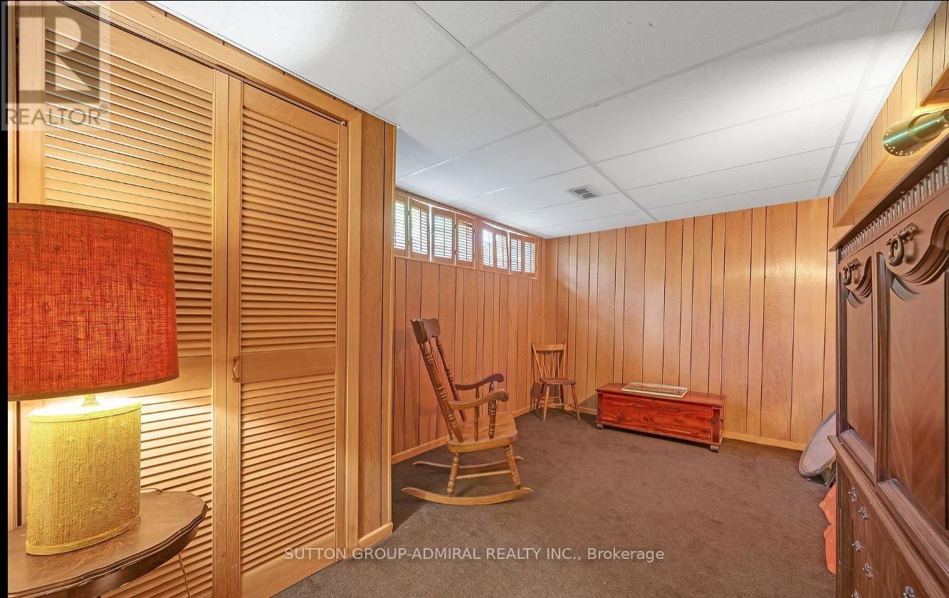 379 SUGAR MAPLE LANE Image 23