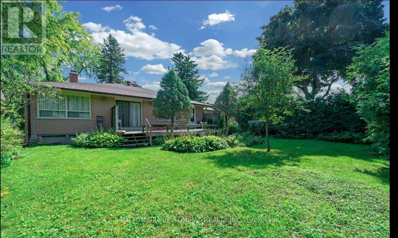 379 SUGAR MAPLE LANE Image 27