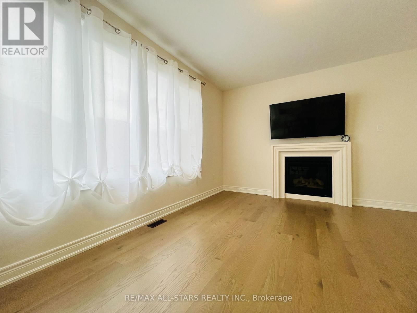 36 FAIMIRA AVENUE Image 4