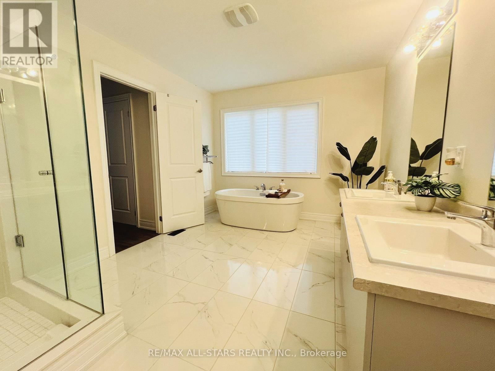 36 FAIMIRA AVENUE Image 6