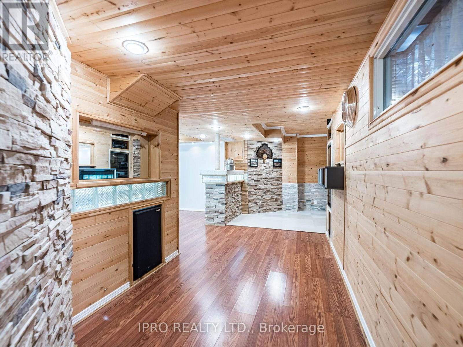 5 REYNOLDS AVENUE Image 39